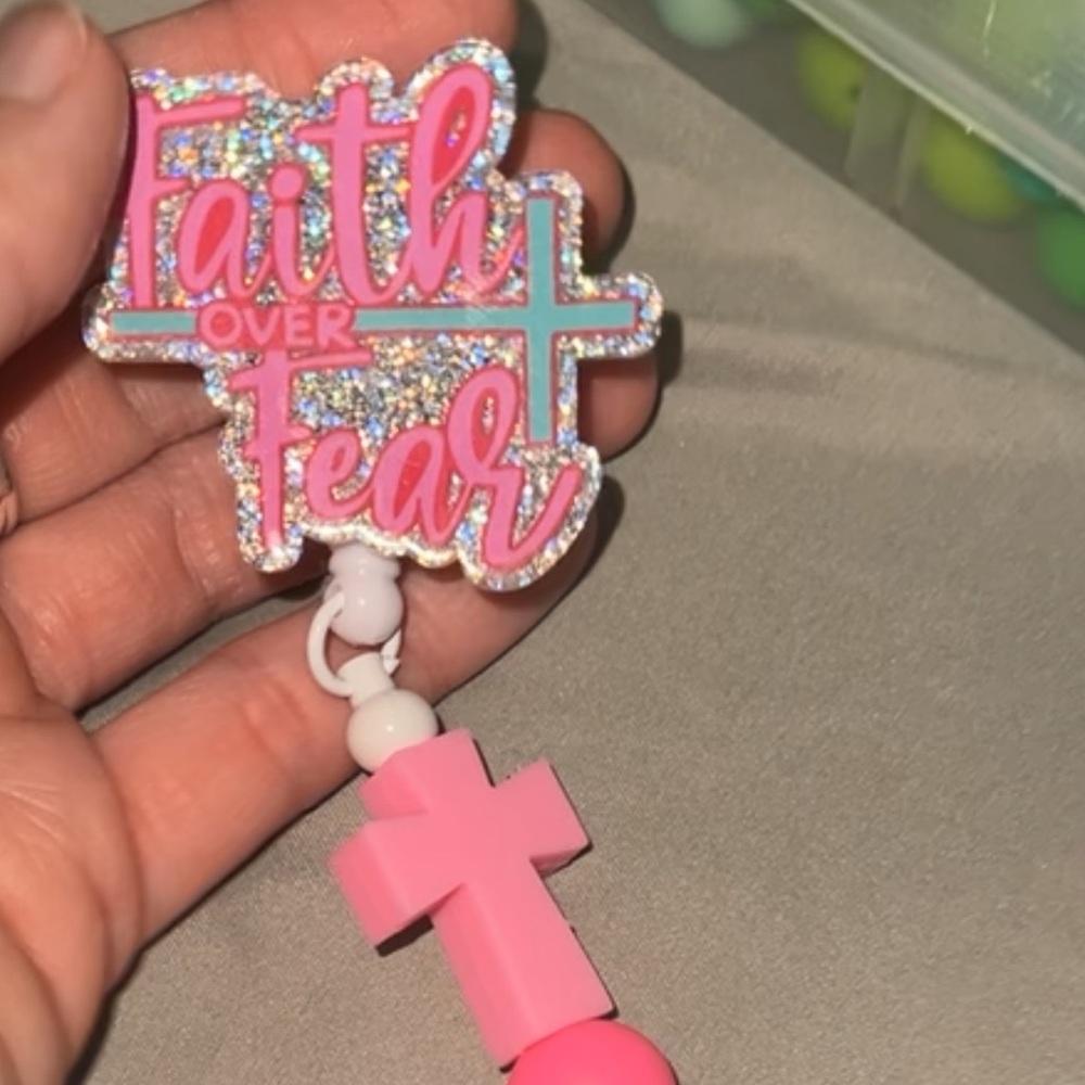 Badge reel